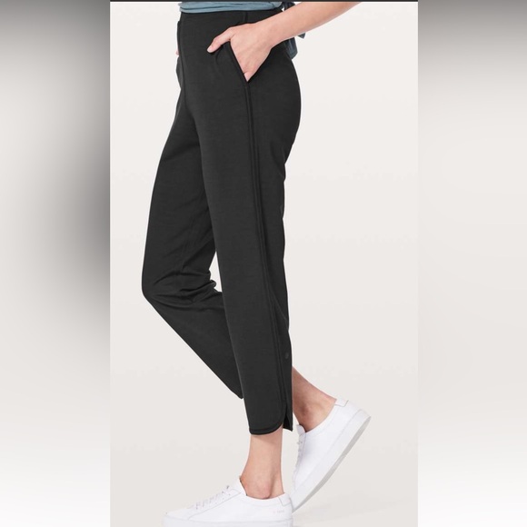 lululemon athletica Pants - Size 6 Lululemon Every Movement Jogger pant  black
